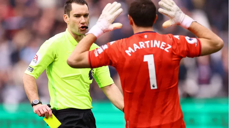 Mức phạt, thẻ và cách xử lý chiến thuật