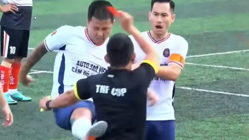 Mức phạt và hệ quả trong trận đấu