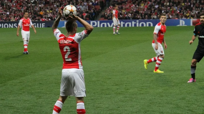 Chiến thuật theo khu vực: từ giữ bóng đến tạo cơ hội